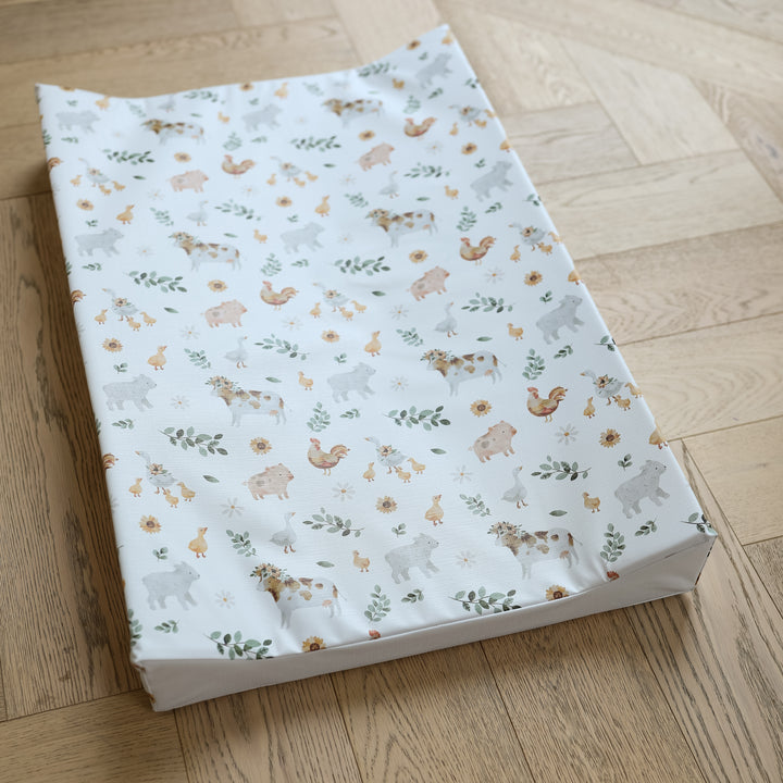 Mabel & Fox - Wedge Baby Changing Mat - Farmyard Animals - Mabel & Fox