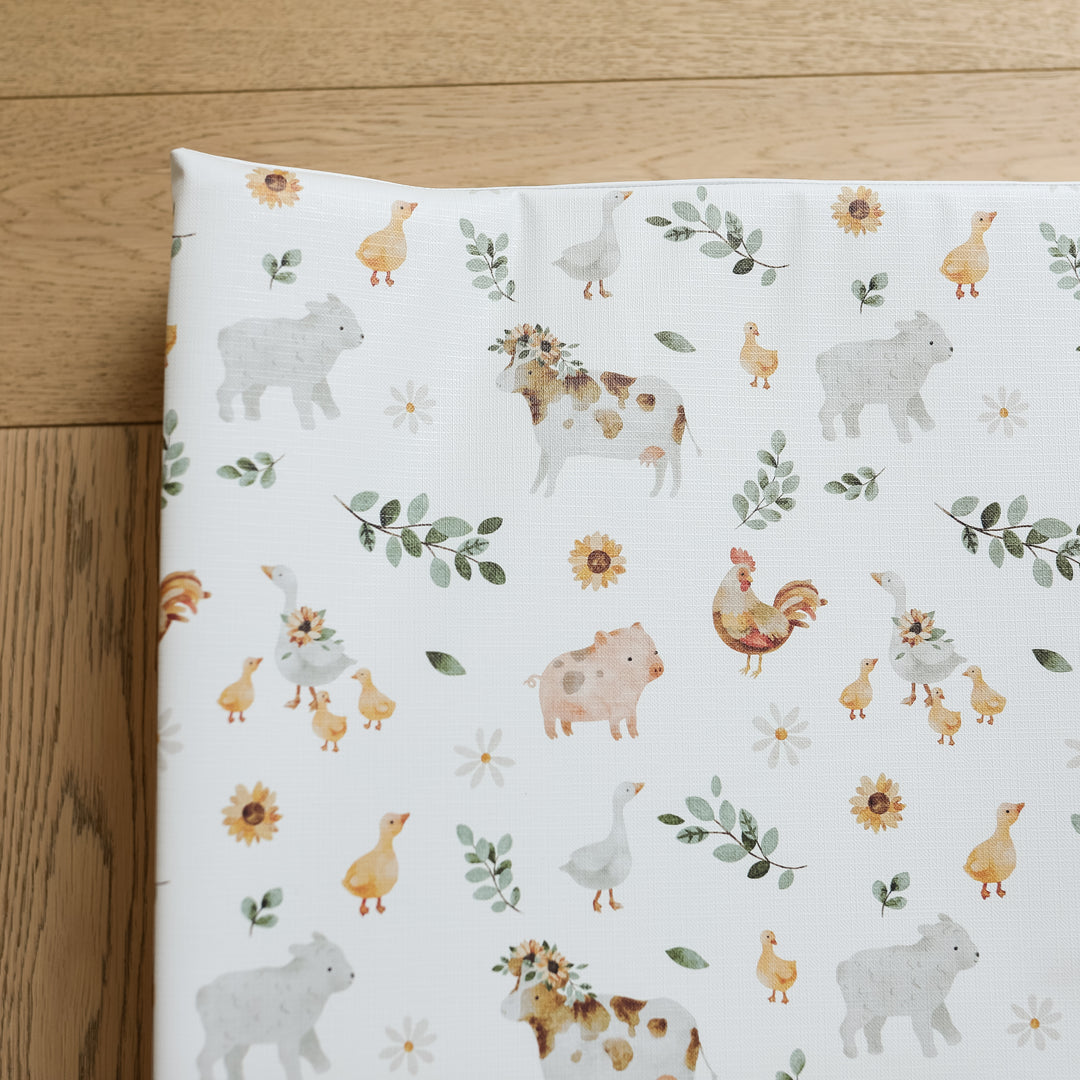 Mabel & Fox - Wedge Baby Changing Mat - Farmyard Animals - Mabel & Fox