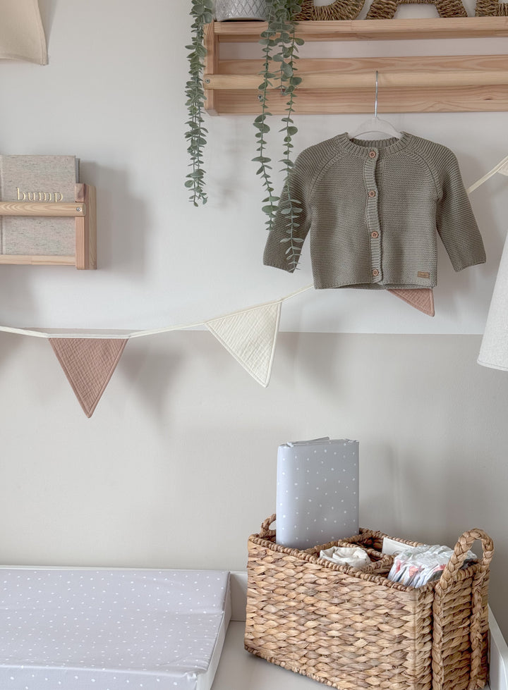 Mabel & Fox - Wedge Baby Changing Mat - Grey Spotty - Mabel & Fox