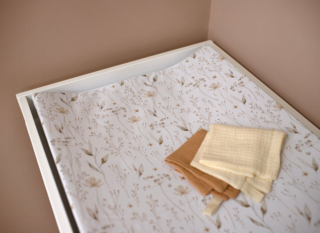 Mabel & Fox - Wedge Baby Changing Mat - Natural Wildflowers - Mabel & Fox