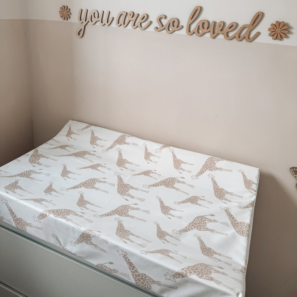 Mabel & Fox - Wedge Changing Mat - Beige Giraffe - Mabel & Fox