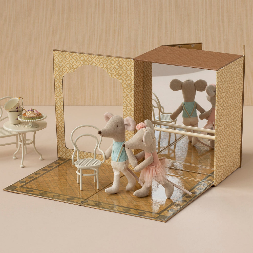 Maileg – Ballet Mice in Dance Studio - Little Sister & Brother - Mabel & Fox