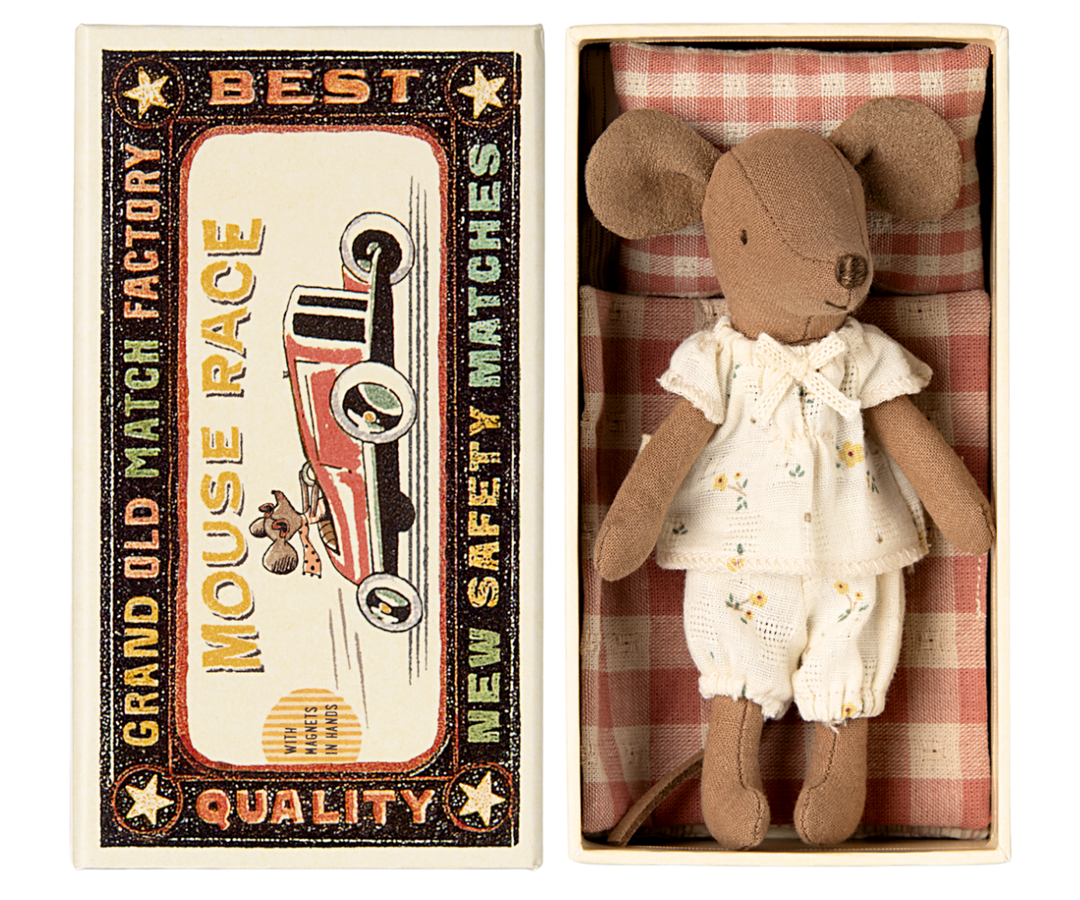Maileg – Big Sister Mouse in Matchbox - White - Mabel & Fox