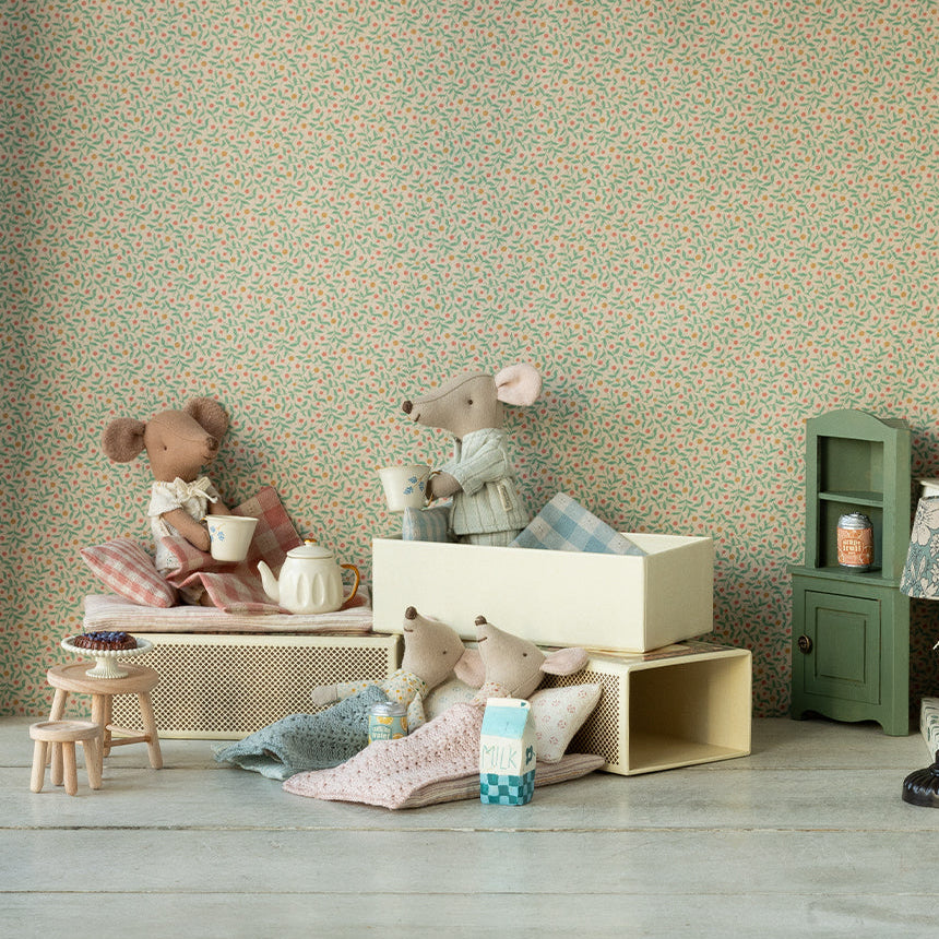 Maileg – Big Sister Mouse in Matchbox - White - Mabel & Fox