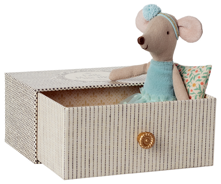 Maileg – Dance Mouse in Daybed - Little Sister - Mabel & Fox