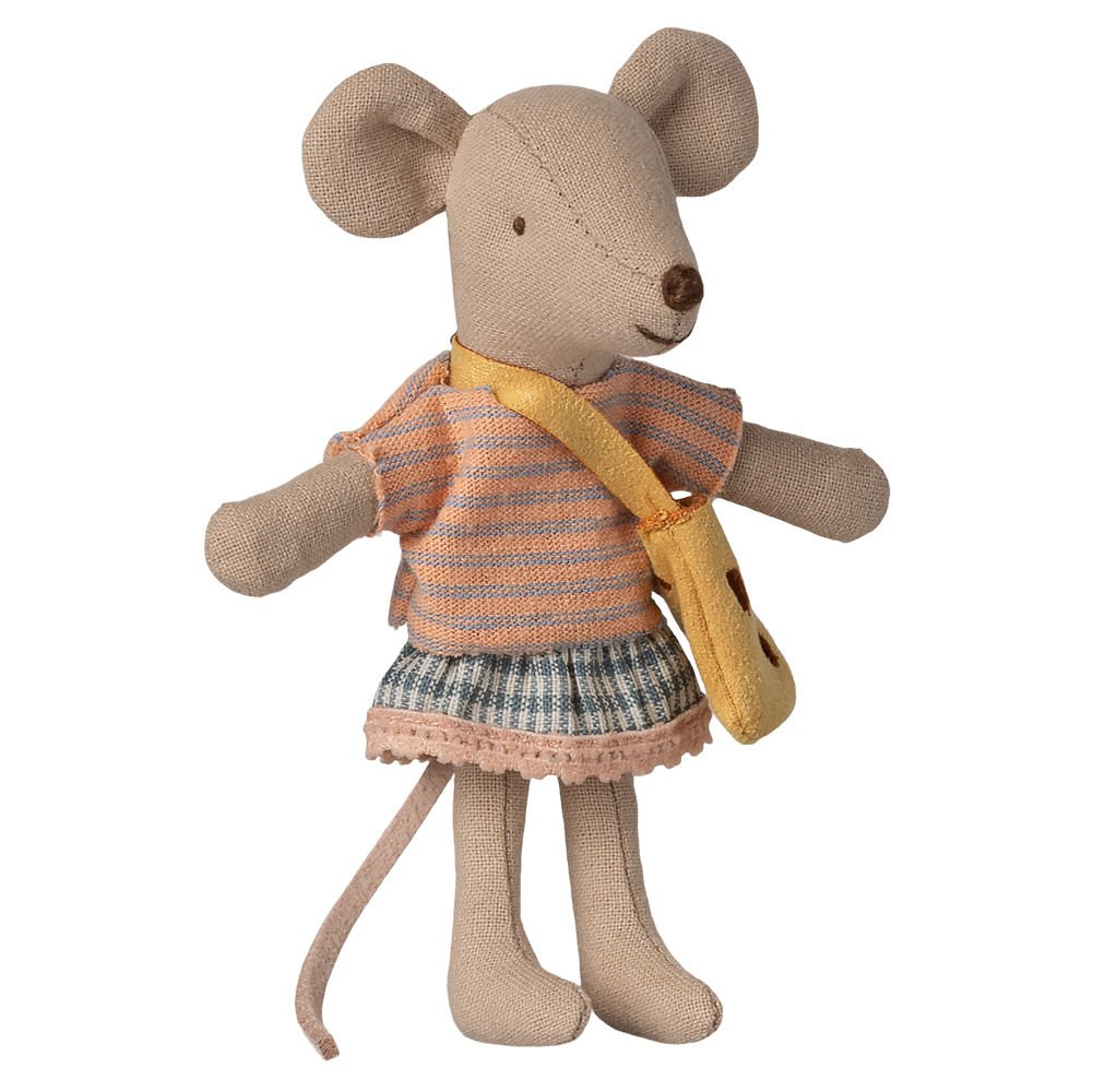 Maileg - Little Sister Mouse with Bag - Mabel & Fox