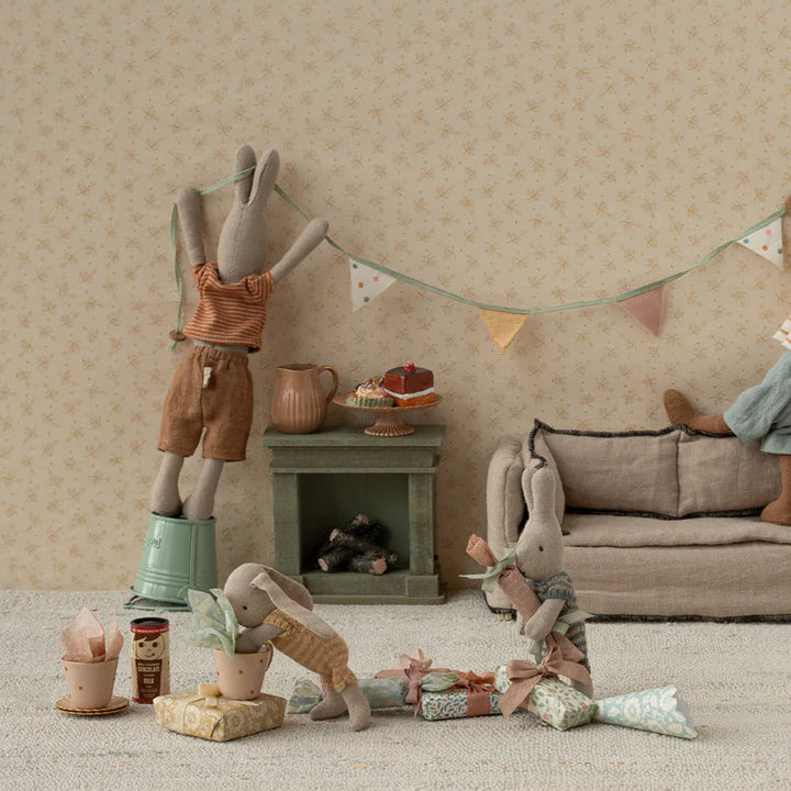 Maileg – Mini Cakes & Cakestand - Mabel & Fox