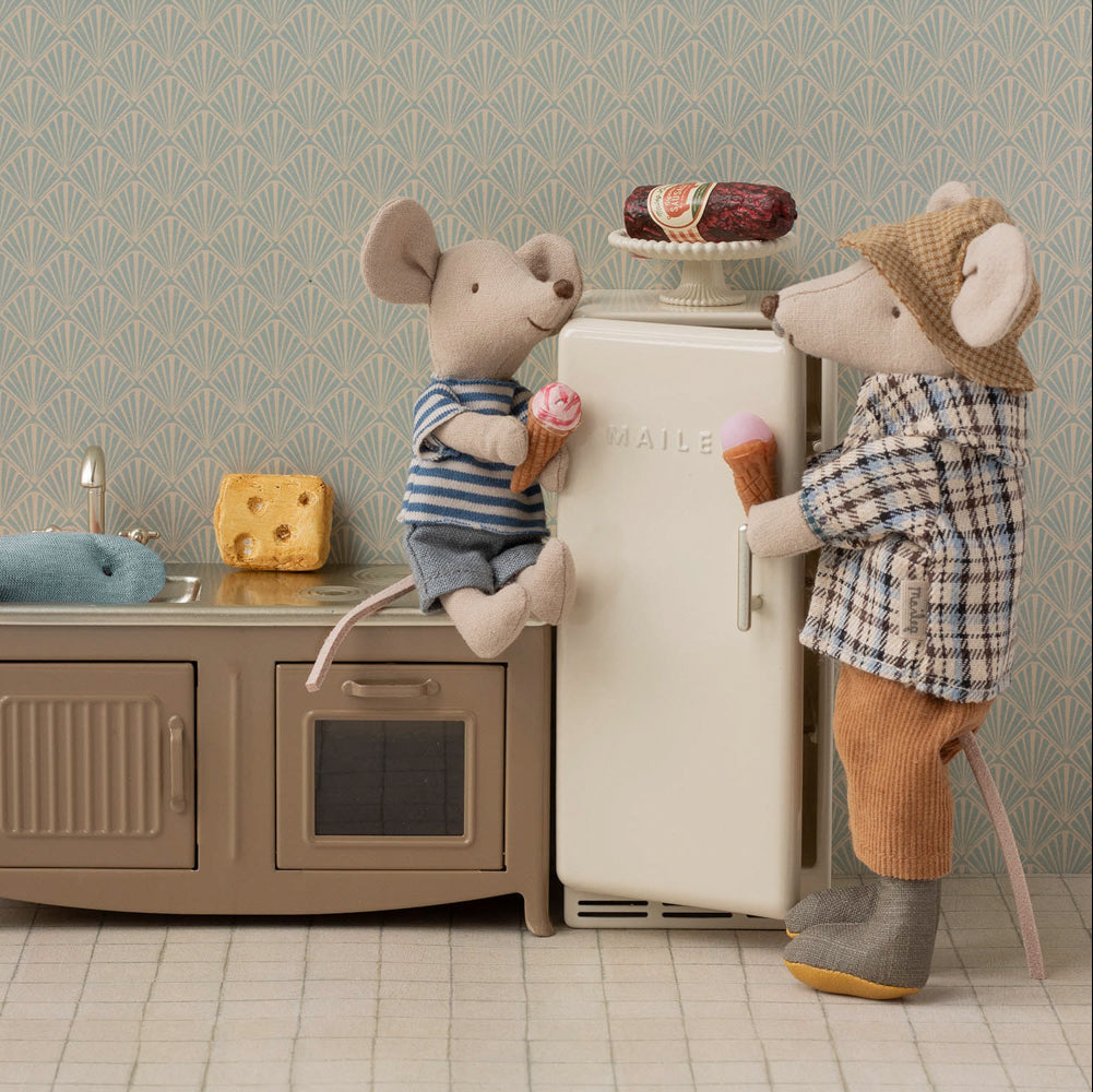 Maileg – Mouse Fridge - Off-White - Mabel & Fox