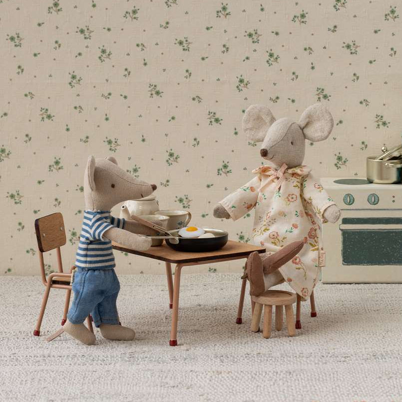 Maileg – Mouse Table & Chair Set - Dark Powder - Mabel & Fox