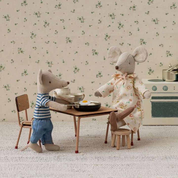 Maileg – Mouse Table & Chair Set - Dark Powder - Mabel & Fox