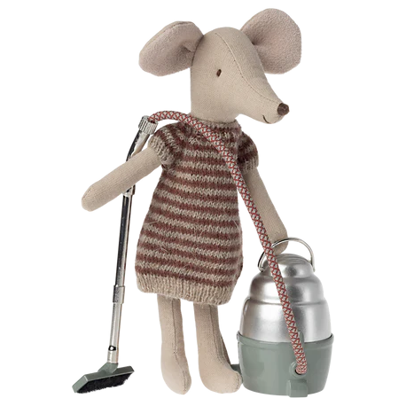 Maileg – Mouse Vacuum Cleaner - Mabel & Fox