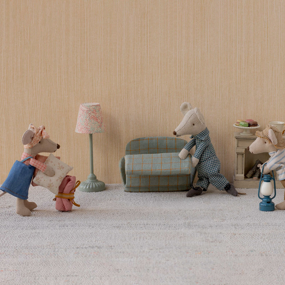 Maileg – Mouse Vintage Floor Lamp - Mabel & Fox