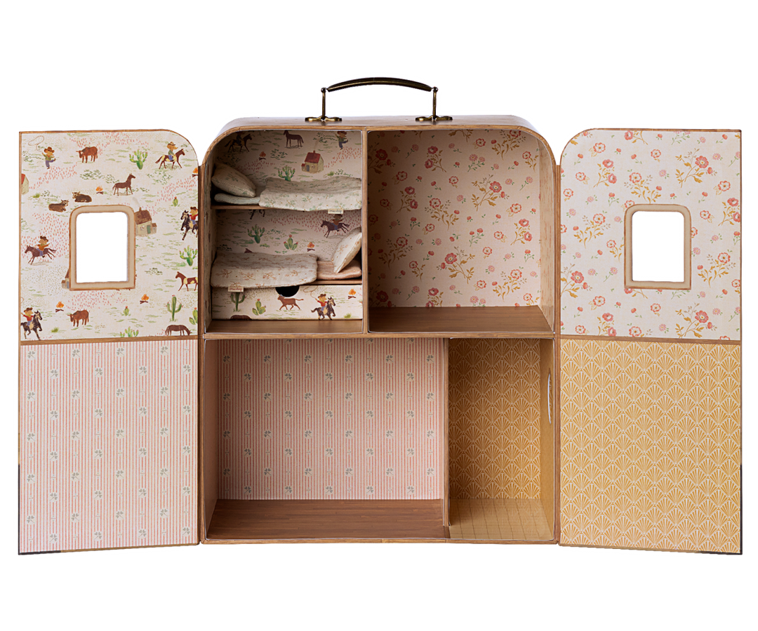 Maileg – SuitCasa - Little Sister & Brother House - Mabel & Fox