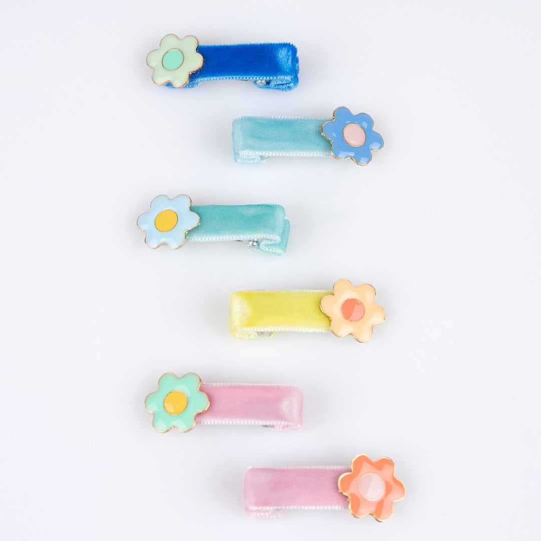 Meri Meri – Enamel Daisy Hair Clips (6 Pack) - Mabel & Fox