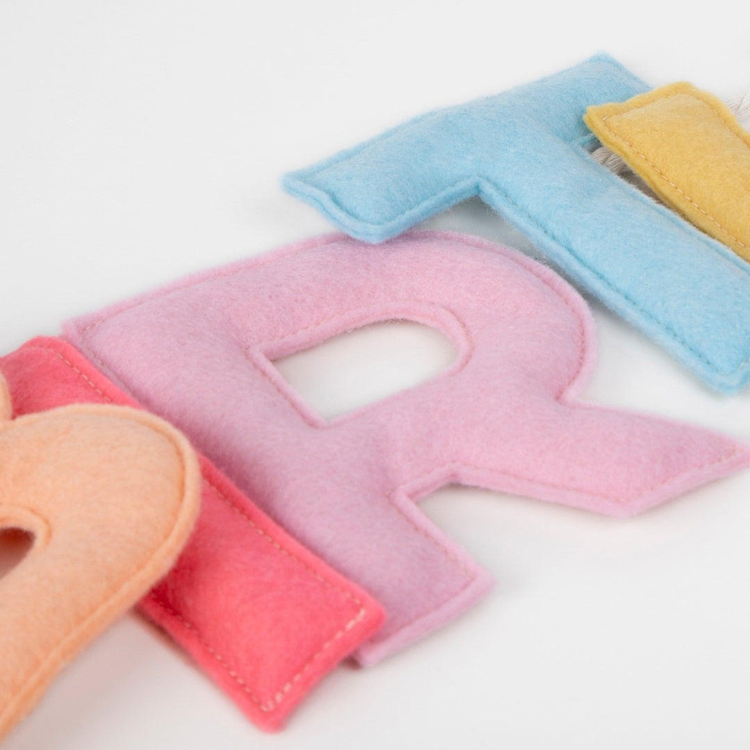 Meri Meri - Felt Happy Birthday Garland - Mabel & Fox