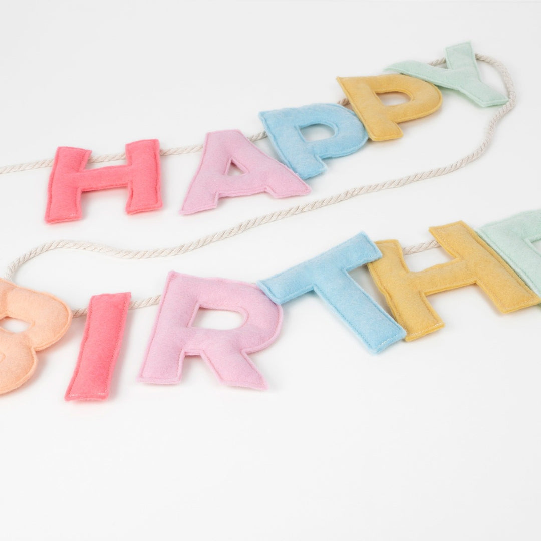 Meri Meri - Felt Happy Birthday Garland - Mabel & Fox