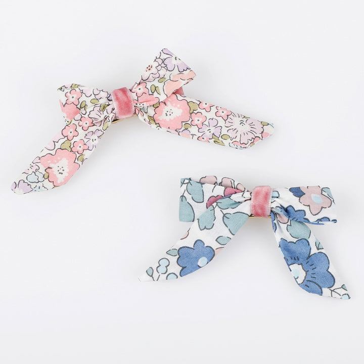 Meri Meri – Floral Pattern Bow Hair Clips (4 Pack) - Mabel & Fox