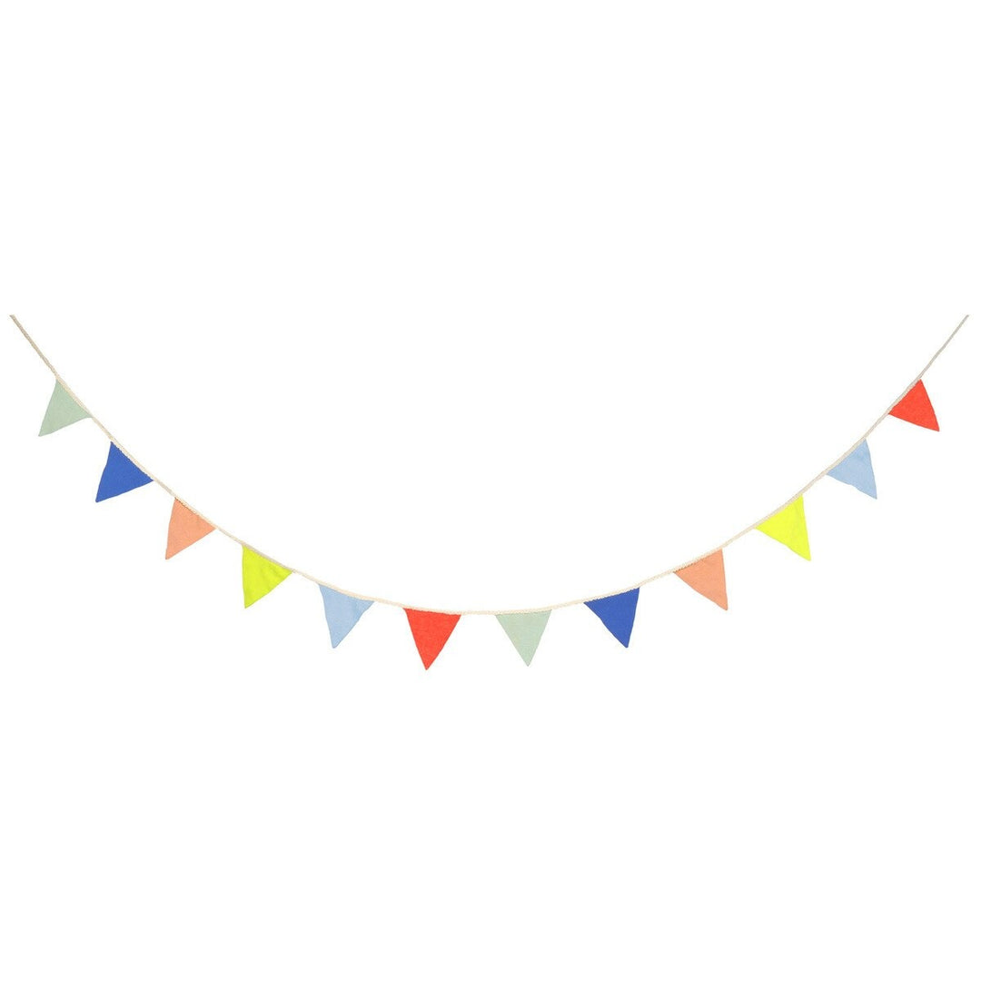 Meri Meri - Multicolor Knitted Flag Garland - Mabel & Fox