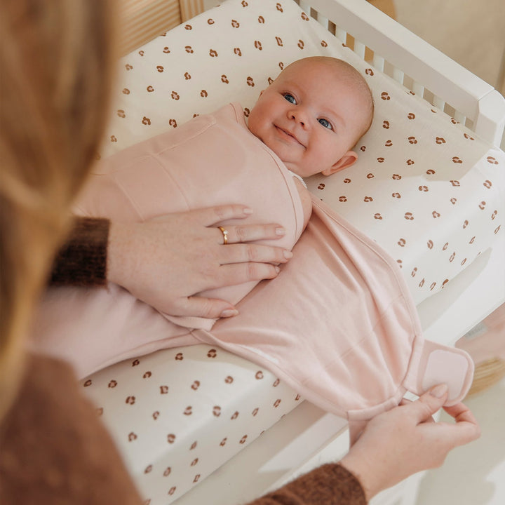 Meyco - Jersey Changing Mat Cover - Mini Panther Soft Pink - Mabel & Fox