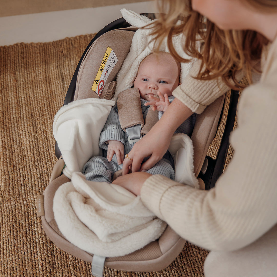 Meyco - Teddy Wrap Blanket - Rabbit Natural - Mabel & Fox