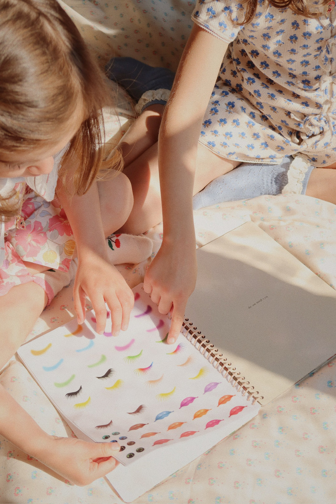 Konges Slojd - Glam Me Up - Sticker Book