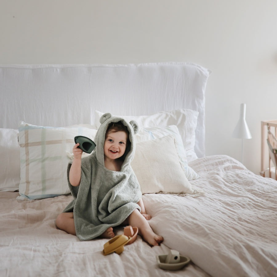 Mushie - Bath Play Set - Boats - Ocean - Mabel & Fox