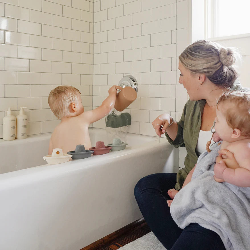 Mushie - Bath Play Set - Boats - Original - Mabel & Fox