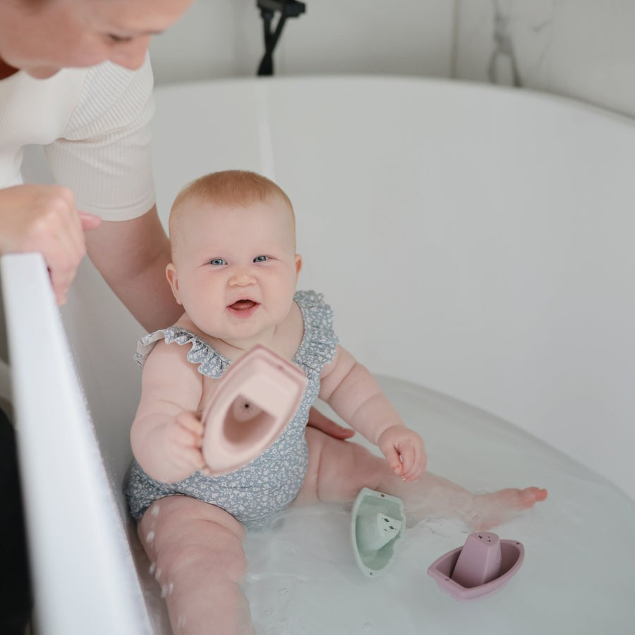 Mushie - Bath Play Set - Boats - Petal - Mabel & Fox