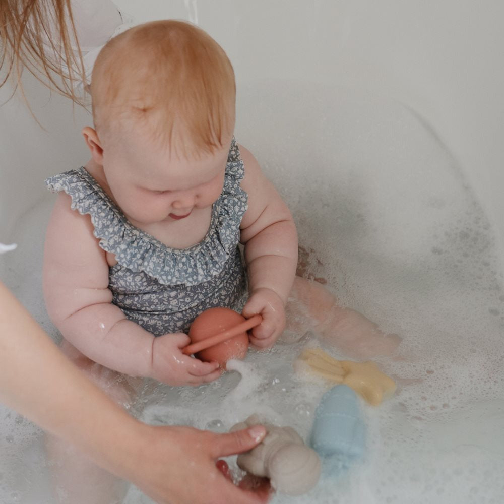 Mushie - Bath Play Set - Space - Mabel & Fox