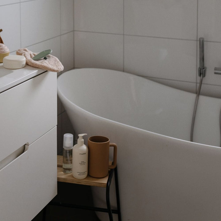 Mushie - Bath Rinse Cup - Natural - Mabel & Fox