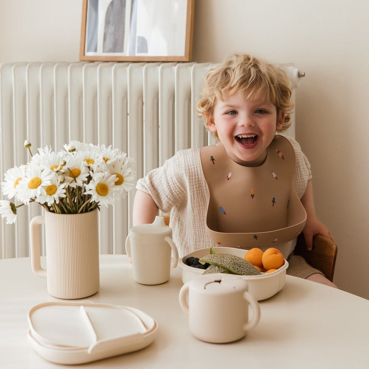 Mushie - Bath Rinse Cup - Shifting Sands - Mabel & Fox