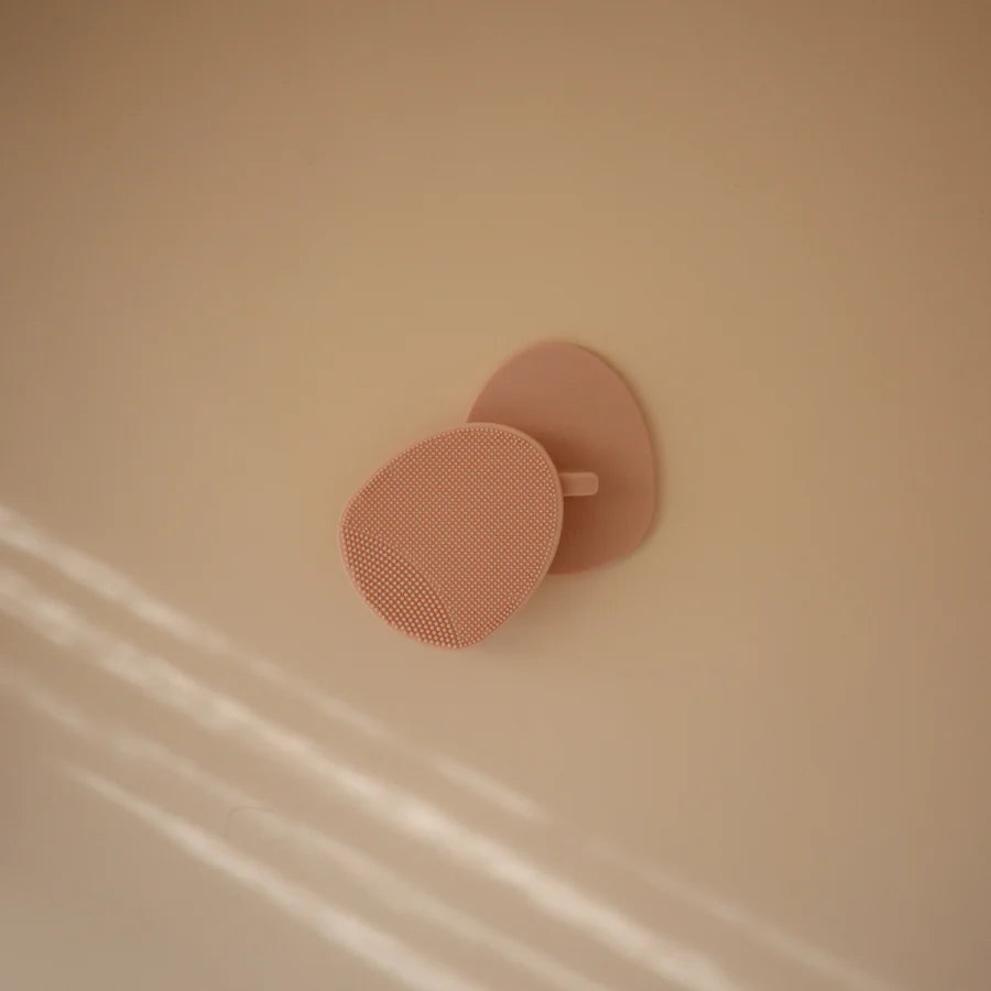 Mushie - Cradle Cap Brush-2 pack Blush/Shifting Sand - Mabel & Fox