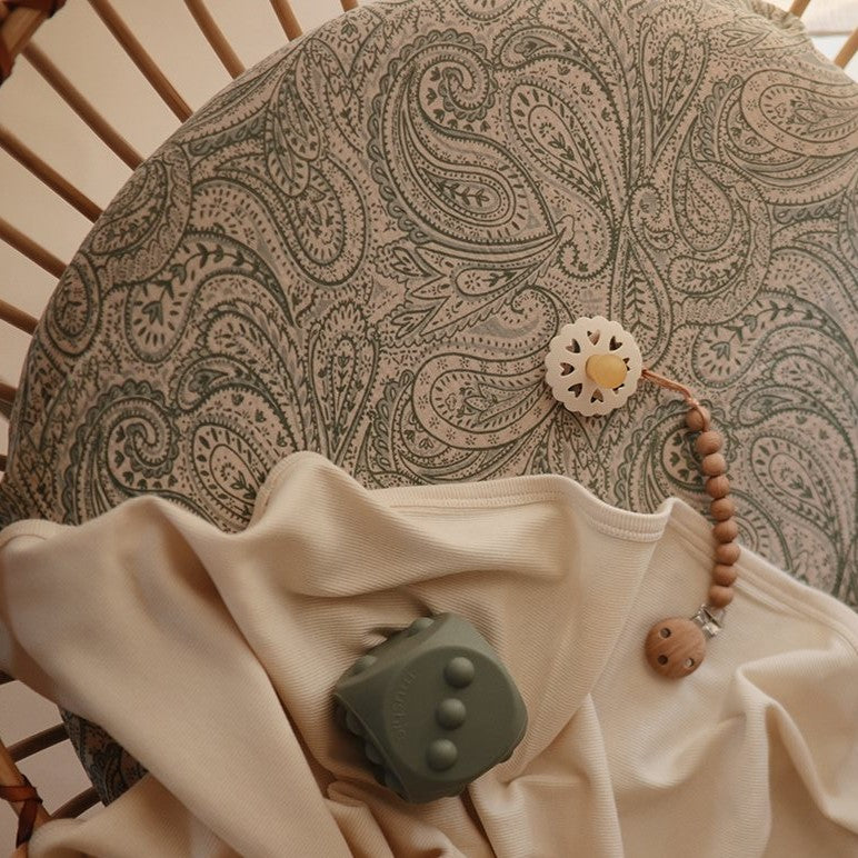 Mushie - Crib Sheet - Green Paisley - Mabel & Fox