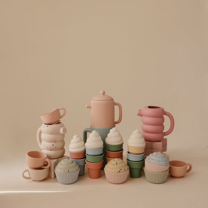 Mushie - Silicone Watering Can - Peony - Mabel & Fox