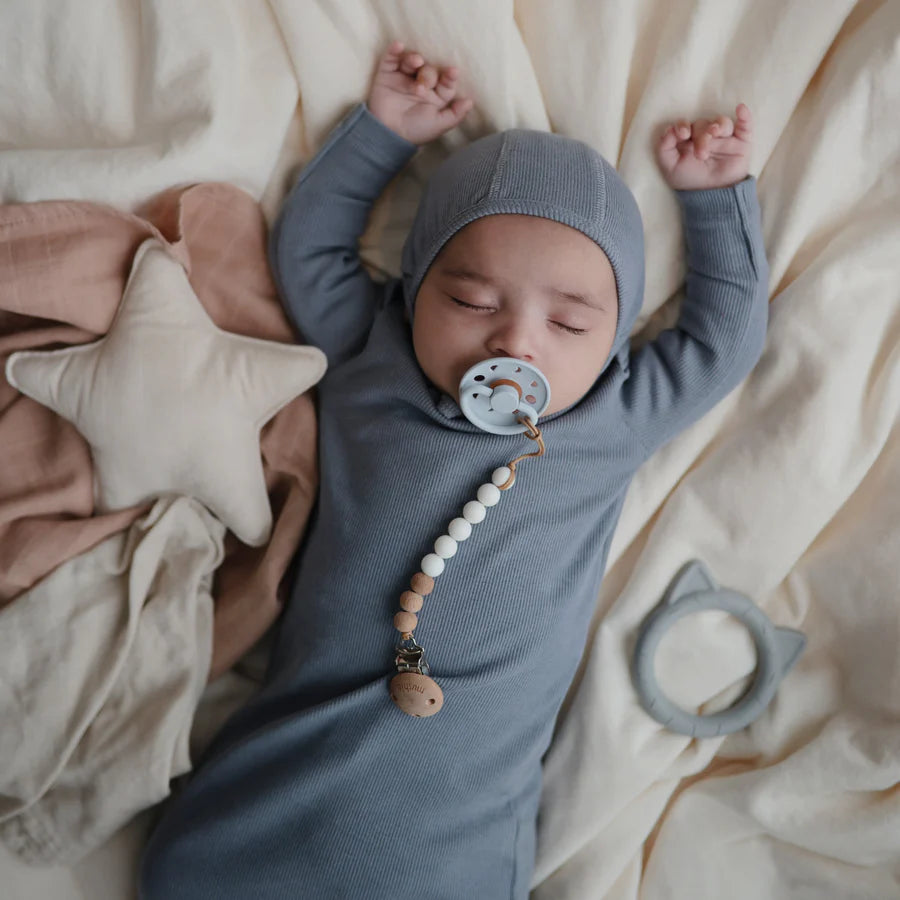 Mushie - Teether Cat - Stone - Mabel & Fox