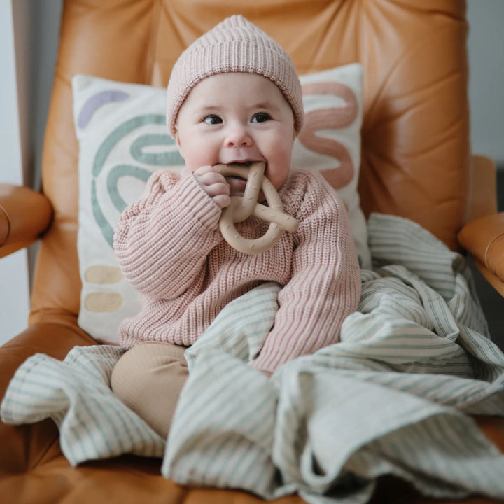 Mushie Teether - Pretzel - Natural - Mabel & Fox