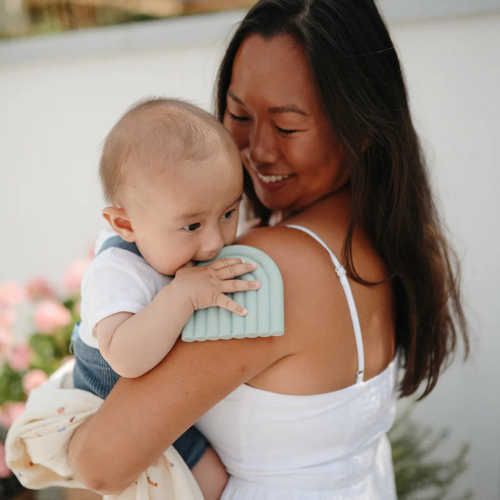 Mushie - Teether - Rainbow - Cambridge Blue - Mabel & Fox