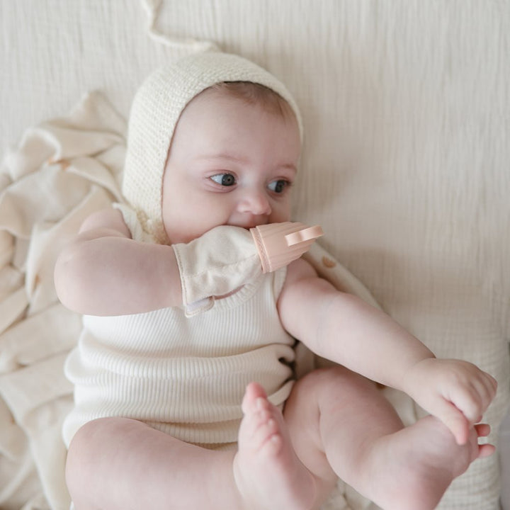 Mushie - Teething Ring - Rainbow - Mabel & Fox