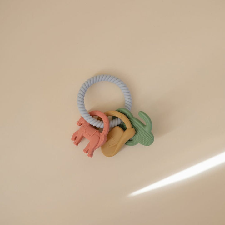 Mushie - Mushie Key Toy - Western - Mabel & Fox