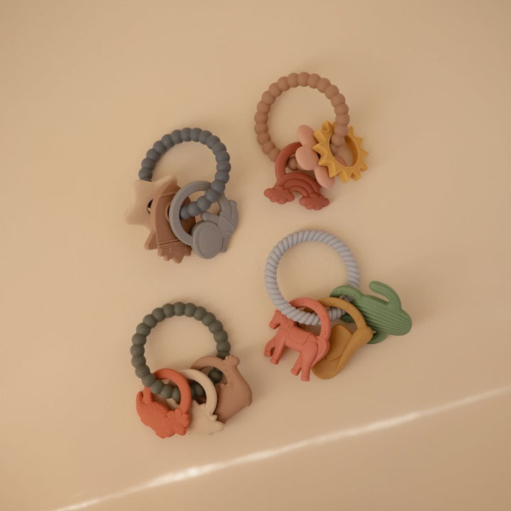 Mushie - Mushie Key Toy - Western - Mabel & Fox