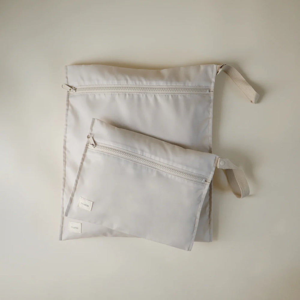 Mushie- Water Resistant Wet Bag - Fog ( 2 Pack ) - Mabel & Fox