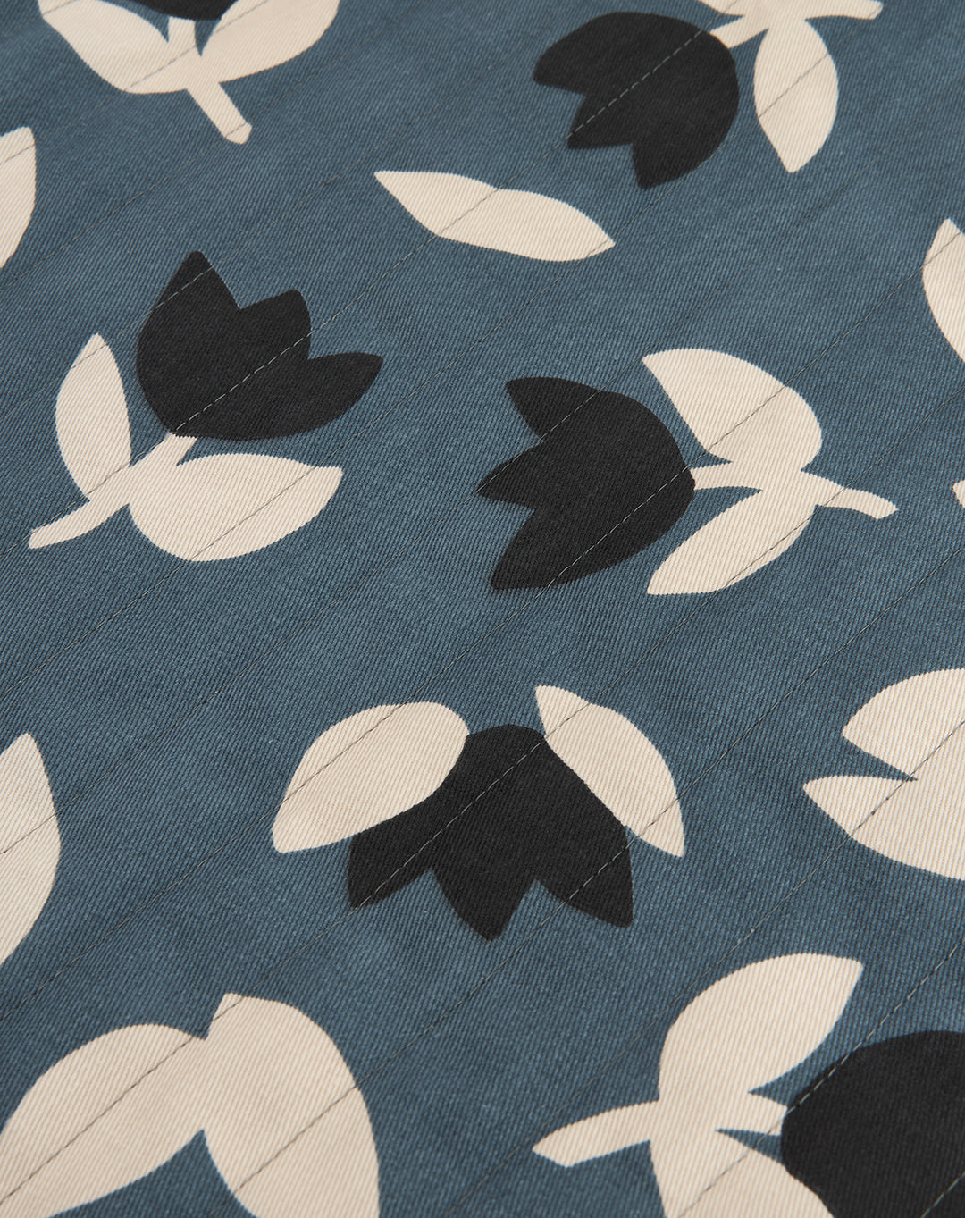 Nobodinoz - Hyde Park Tote Bag - Blue Black Tulips - Mabel & Fox