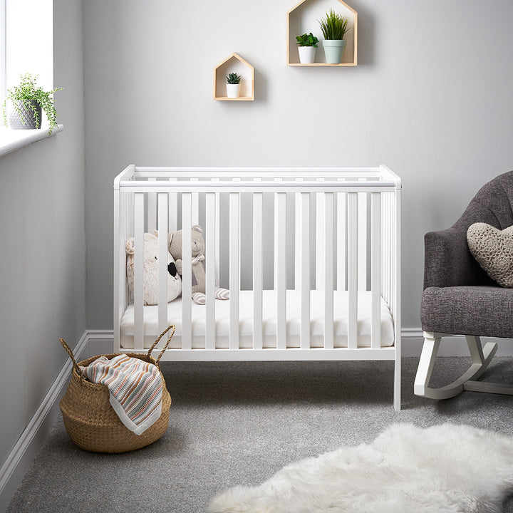 OBaby - Bantam Space Saver Cot - White - Mabel & Fox