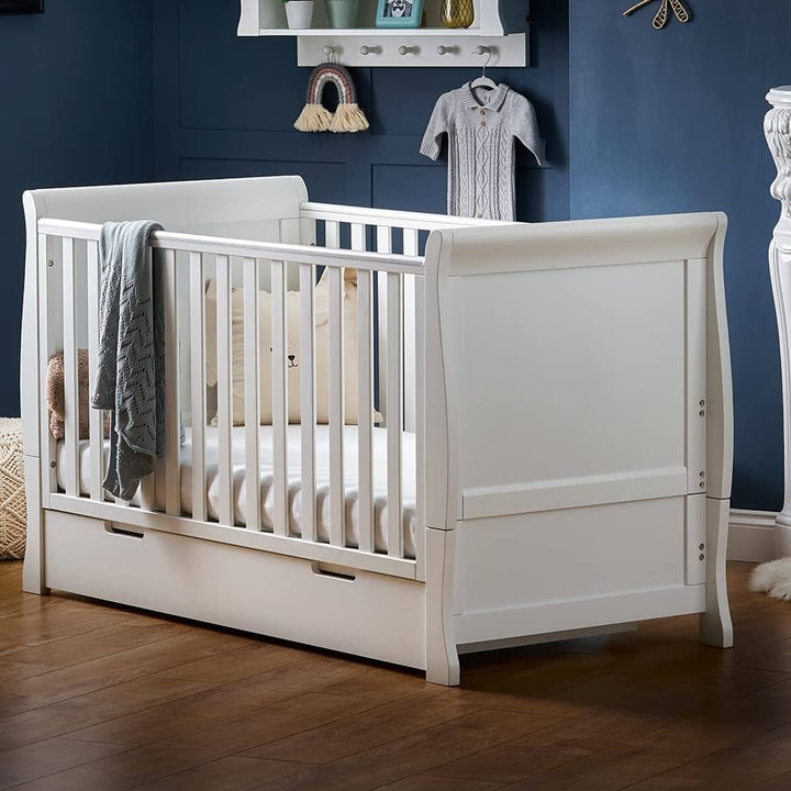 OBaby - Stamford Classic Cot Bed - White - Mabel & Fox