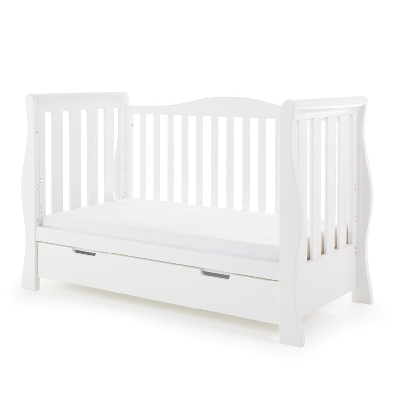 OBaby - Stamford Luxe Cot Bed & Moisture Management Mattress - White - Mabel & Fox