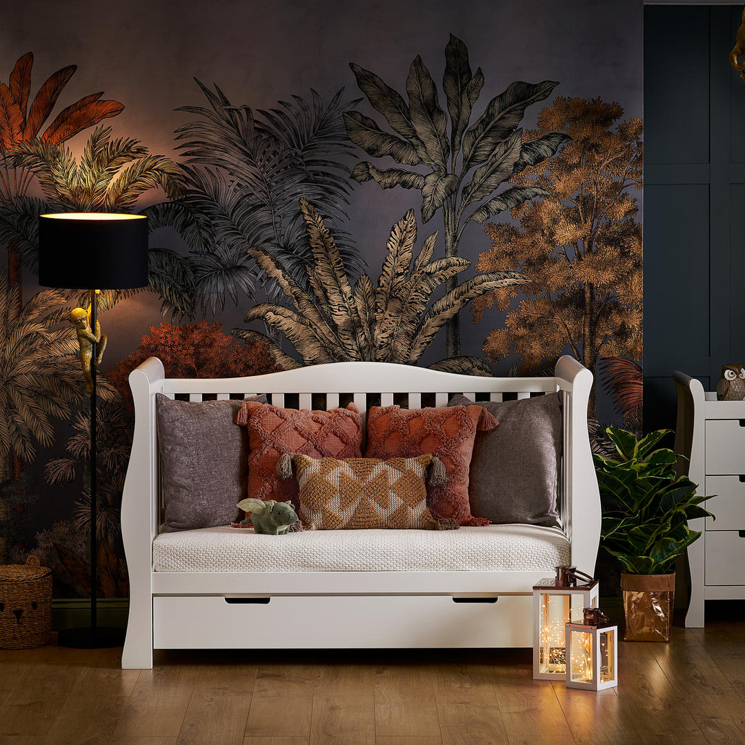 OBaby - Stamford Luxe Cot Bed & Moisture Management Mattress - White - Mabel & Fox