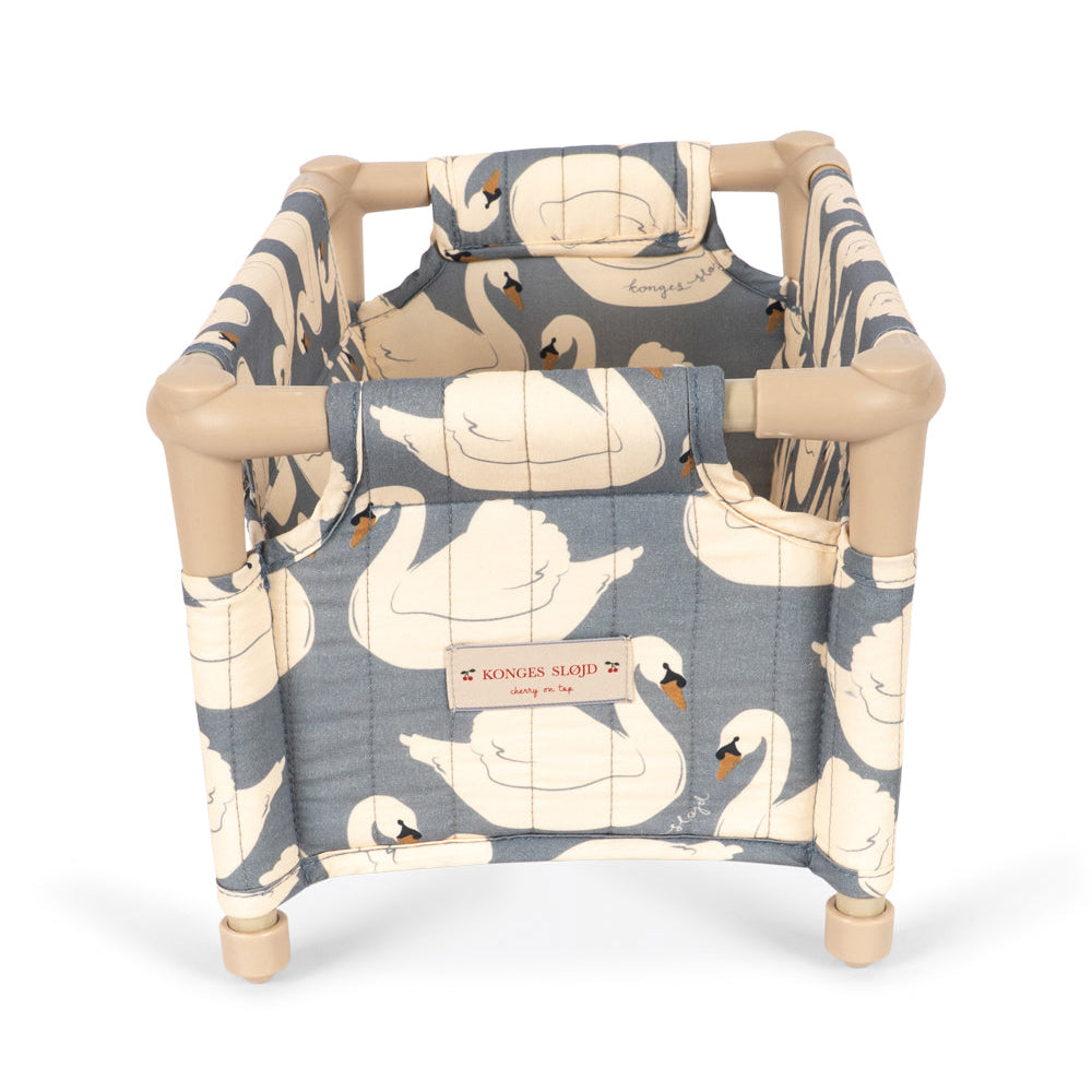 Konges Slojd – Doll Travel Bed – Swan - Mabel & Fox