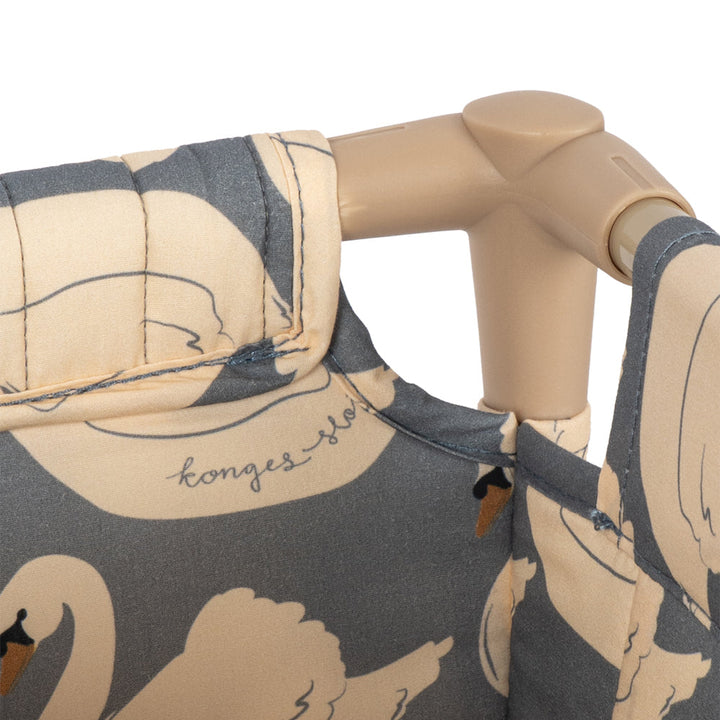 Konges Slojd – Doll Travel Bed – Swan - Mabel & Fox