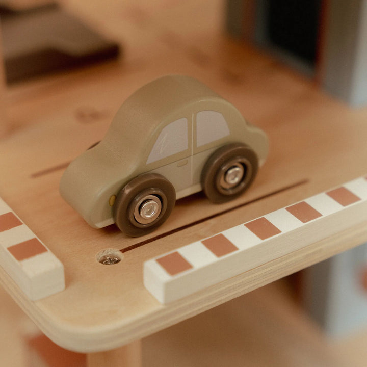 Little Dutch - Parking Garage