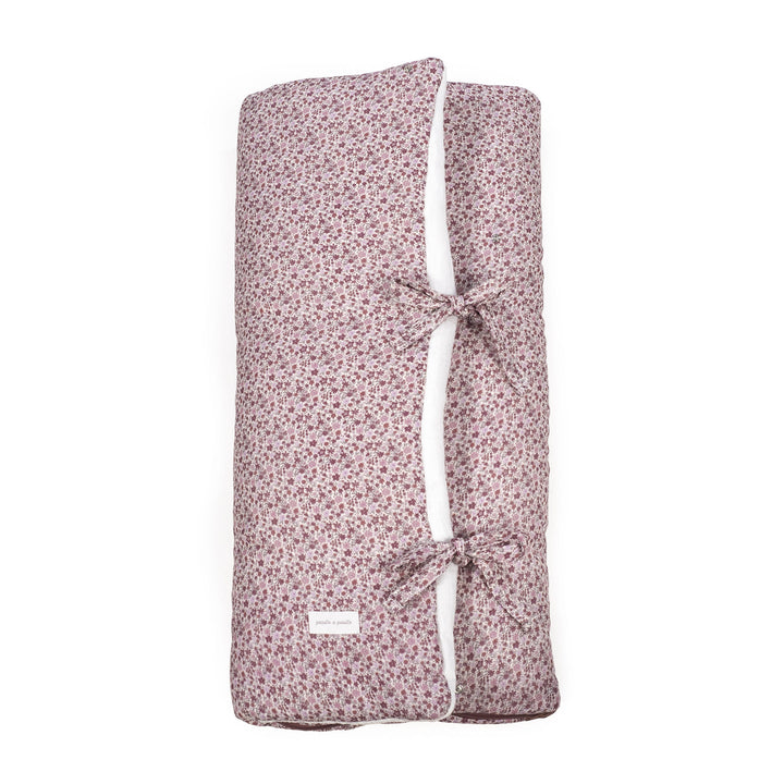 Pasito a Pasito - Baby Nest / Blanket- Cherry Flowers - Mabel & Fox